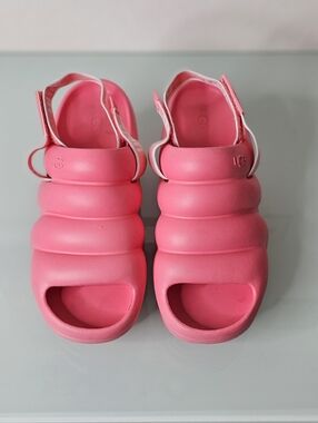 UGG Sport Yeah Sandals Platform Slides Pink W10